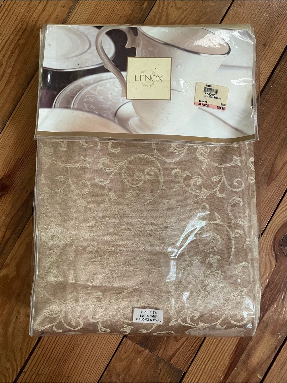 Lenox Opal Innocence Oblong  Tablecloth